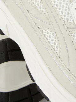 Baskets Sport à Empiècements Multiples