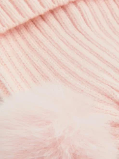 Bonnet En Maille à Pompon