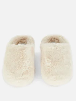 Chaussons En Fausse Fourrure
