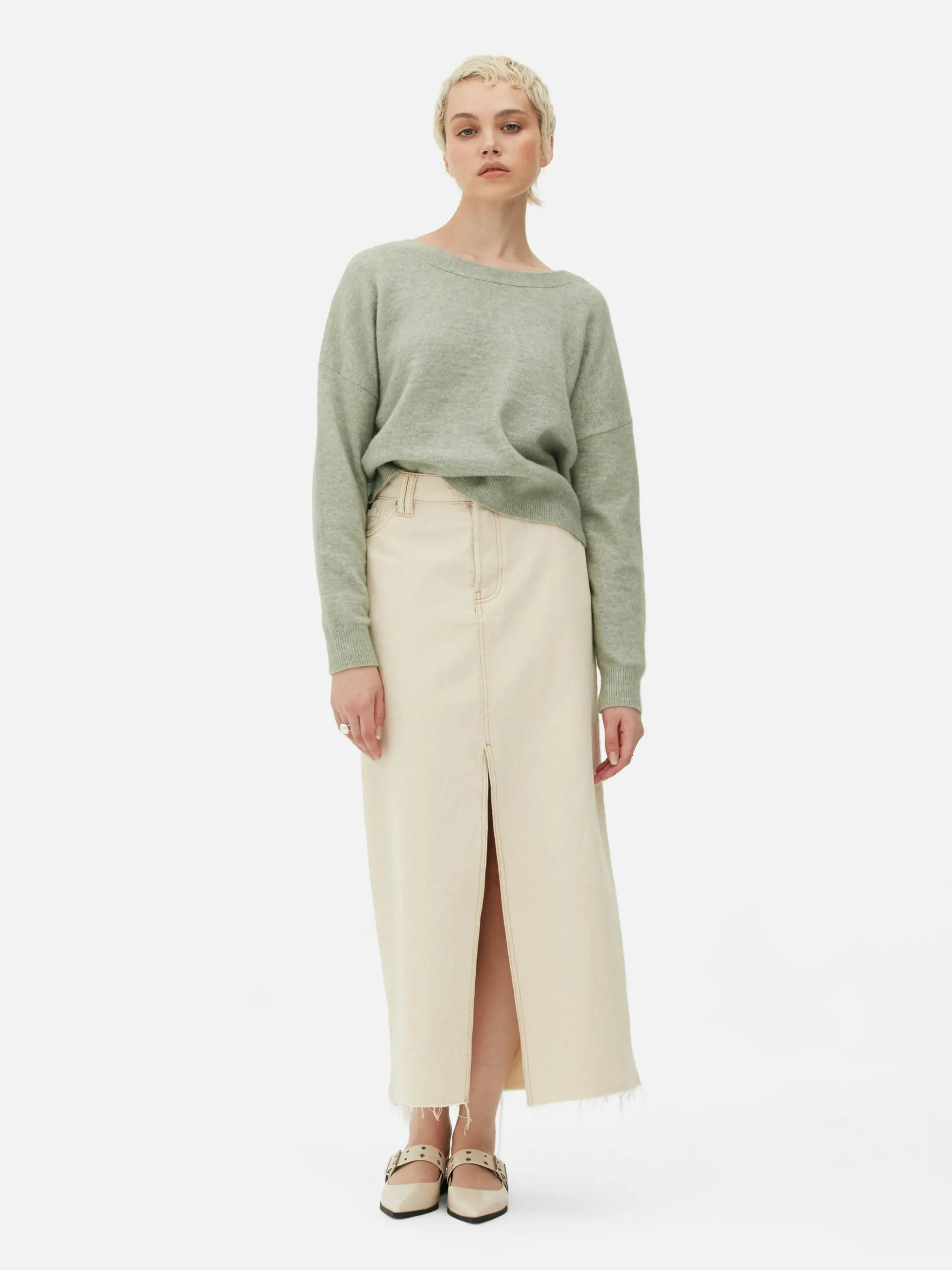 Pull Tricoté Avec Nœud Dans Le Dos