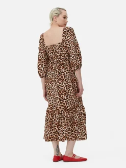 Robe Mi-longue à Motif Léopard Et à Encolure Carrée
