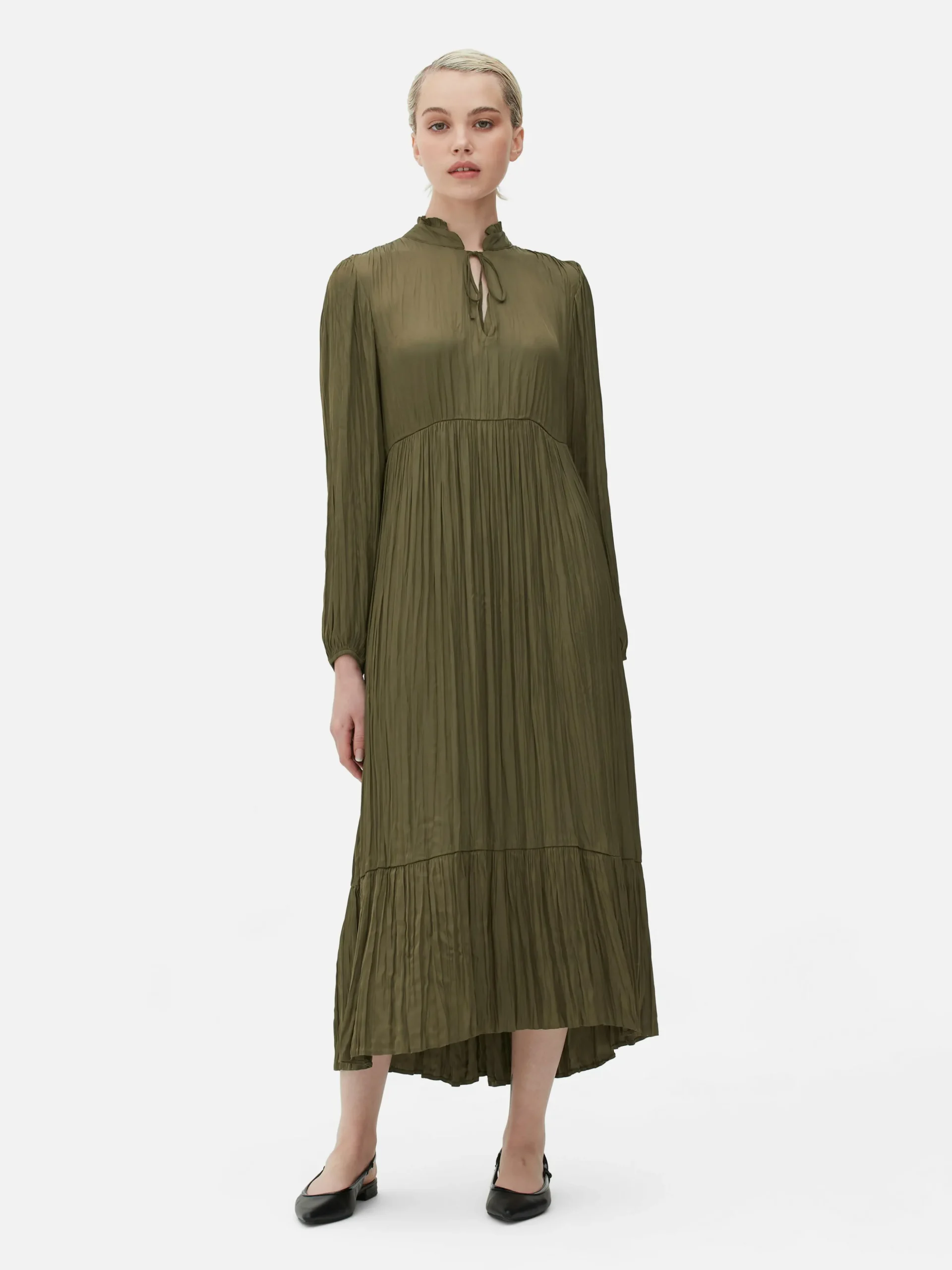 Robe Mi-longue Plissée En Satin