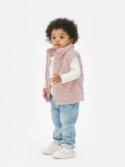 Veste Sans Manche En Fausse Fourrure Texturée à Cœurs